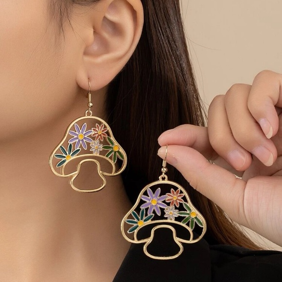 A+ Boutique Jewelry - 🍄 Mushroom Earrings 🍄